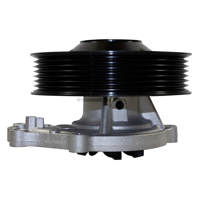 Engine Water Pump GMB 135-1010